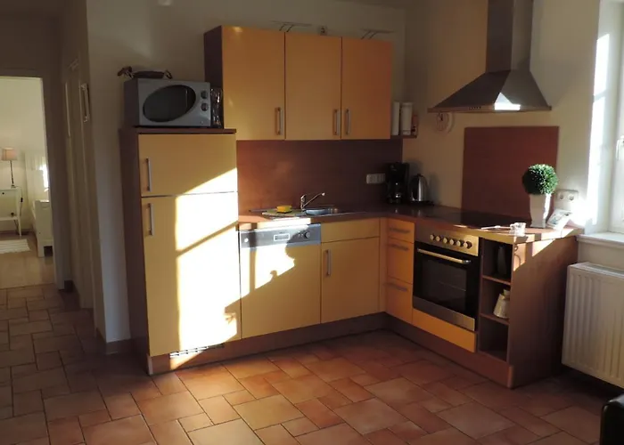 Akazienhaus 2 *